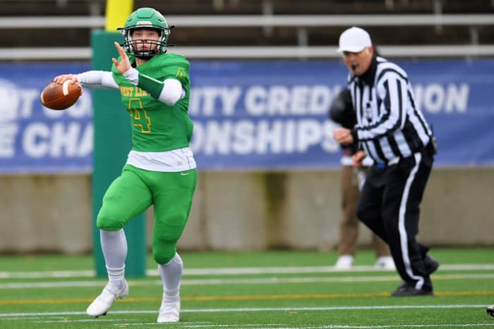 Tualatin.West-Linn.6A-football-semifinal.Leon-Neuschwander.73